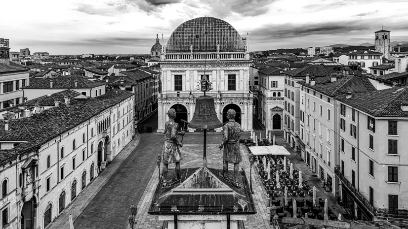 piazza della Loggia BamsPhoto