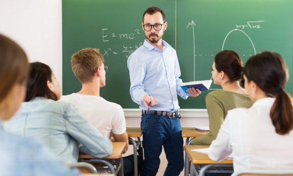 Insegnante Professore Maestro